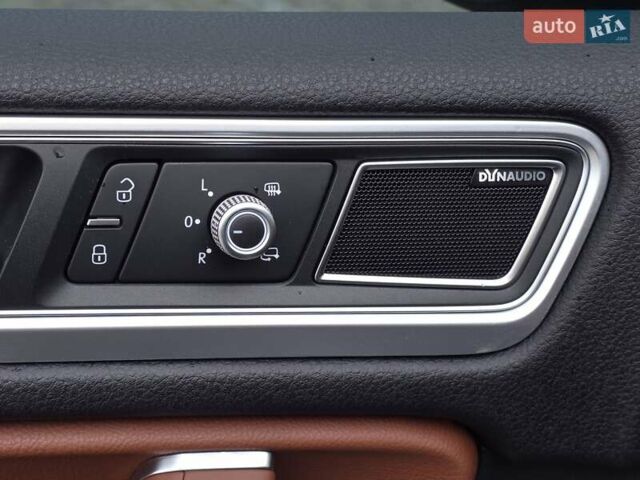 Серый Фольксваген Туарег, объемом двигателя 0 л и пробегом 265 тыс. км за 24900 $, фото 24 на Automoto.ua