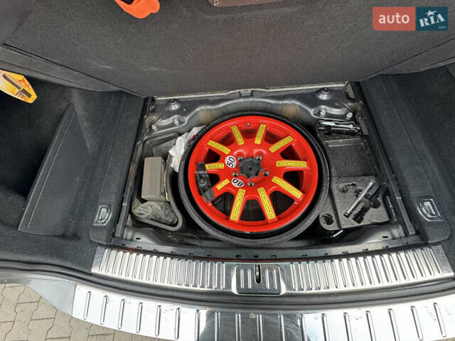 Серый Фольксваген Туарег, объемом двигателя 3.6 л и пробегом 240 тыс. км за 17700 $, фото 40 на Automoto.ua