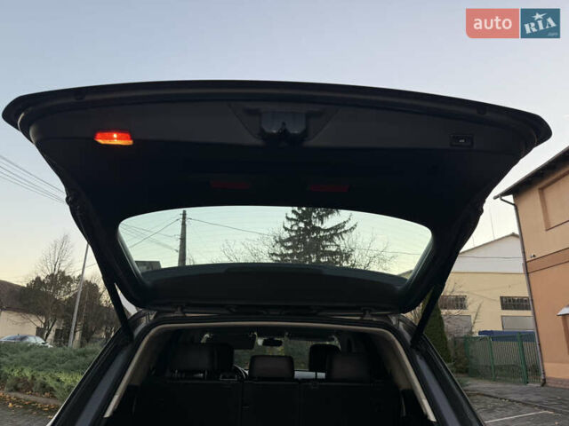 Серый Фольксваген Туарег, объемом двигателя 2.97 л и пробегом 139 тыс. км за 33900 $, фото 28 на Automoto.ua