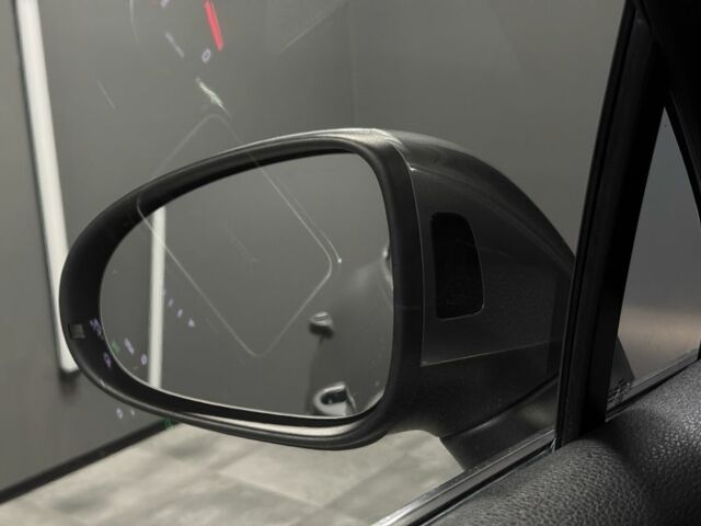 Серый Фольксваген Туарег, объемом двигателя 3.6 л и пробегом 240 тыс. км за 18999 $, фото 21 на Automoto.ua