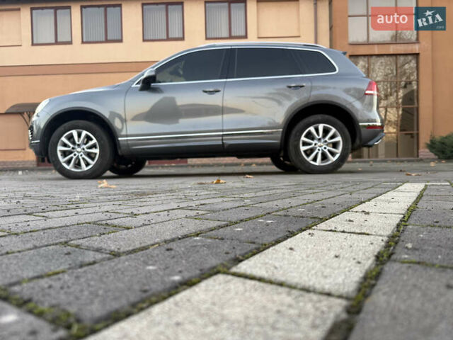 Серый Фольксваген Туарег, объемом двигателя 2.97 л и пробегом 139 тыс. км за 33900 $, фото 9 на Automoto.ua
