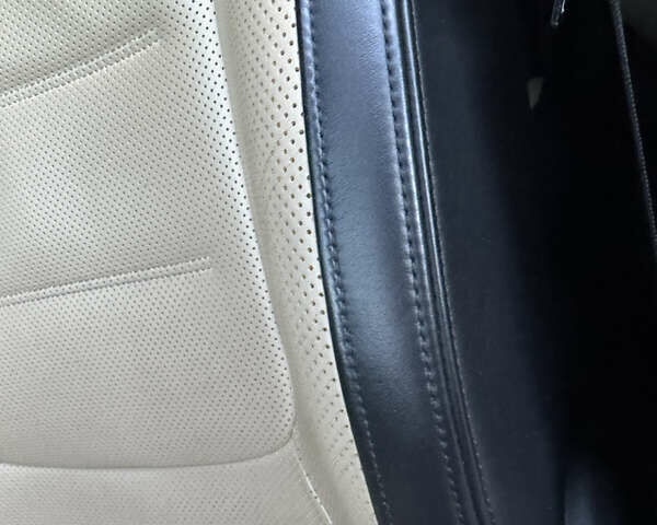 Серый Фольксваген Туарег, объемом двигателя 3 л и пробегом 123 тыс. км за 33333 $, фото 47 на Automoto.ua