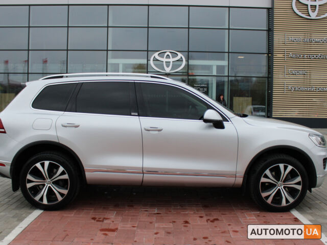 Сірий Фольксваген Туарег, об'ємом двигуна 3 л та пробігом 171 тис. км за 28900 $, фото 4 на Automoto.ua