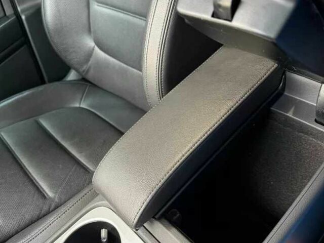 Серый Фольксваген Туарег, объемом двигателя 3.6 л и пробегом 76 тыс. км за 4900 $, фото 18 на Automoto.ua