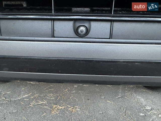 Серый Фольксваген Туарег, объемом двигателя 3 л и пробегом 123 тыс. км за 33333 $, фото 44 на Automoto.ua