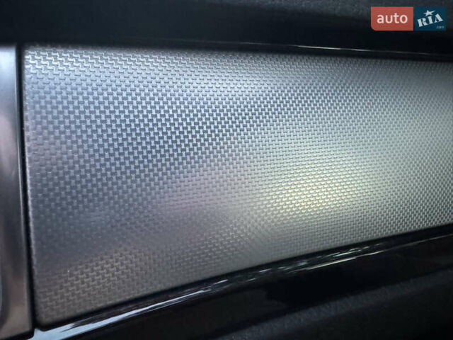 Серый Фольксваген Туарег, объемом двигателя 3 л и пробегом 123 тыс. км за 33333 $, фото 53 на Automoto.ua