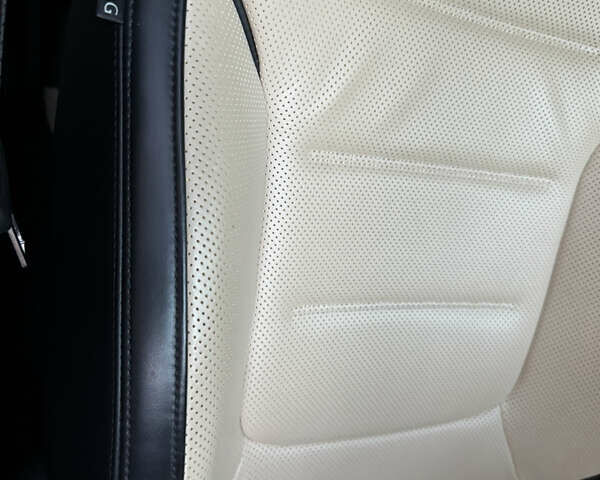 Серый Фольксваген Туарег, объемом двигателя 3 л и пробегом 123 тыс. км за 33333 $, фото 38 на Automoto.ua