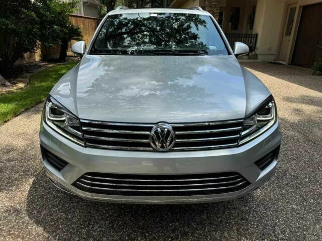 Серый Фольксваген Туарег, объемом двигателя 3.6 л и пробегом 76 тыс. км за 4900 $, фото 6 на Automoto.ua