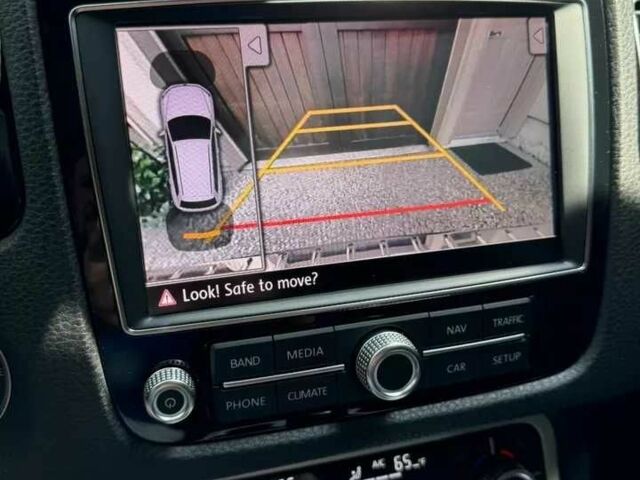 Серый Фольксваген Туарег, объемом двигателя 3.6 л и пробегом 76 тыс. км за 4900 $, фото 14 на Automoto.ua