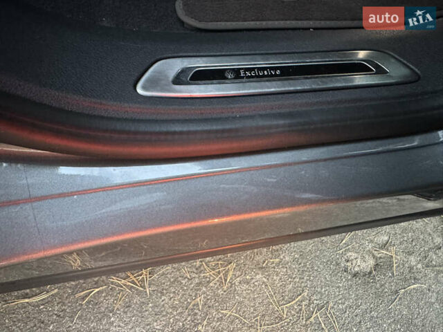 Серый Фольксваген Туарег, объемом двигателя 3 л и пробегом 123 тыс. км за 33333 $, фото 35 на Automoto.ua
