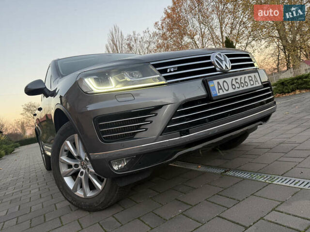 Серый Фольксваген Туарег, объемом двигателя 2.97 л и пробегом 139 тыс. км за 33900 $, фото 12 на Automoto.ua
