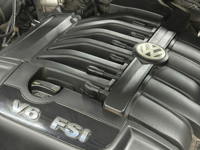 Серый Фольксваген Туарег, объемом двигателя 3.6 л и пробегом 240 тыс. км за 18999 $, фото 22 на Automoto.ua