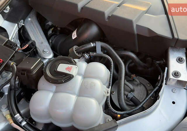 Серый Фольксваген Туарег, объемом двигателя 2.97 л и пробегом 163 тыс. км за 43800 $, фото 98 на Automoto.ua