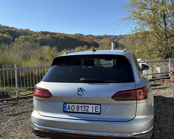 Сірий Фольксваген Туарег, об'ємом двигуна 2.97 л та пробігом 184 тис. км за 39500 $, фото 33 на Automoto.ua