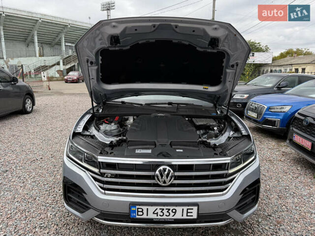 Серый Фольксваген Туарег, объемом двигателя 3 л и пробегом 109 тыс. км за 39700 $, фото 52 на Automoto.ua