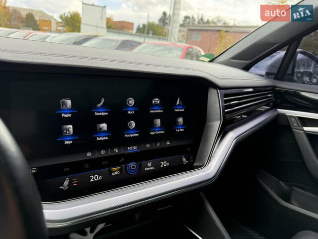 Серый Фольксваген Туарег, объемом двигателя 3 л и пробегом 109 тыс. км за 39700 $, фото 30 на Automoto.ua