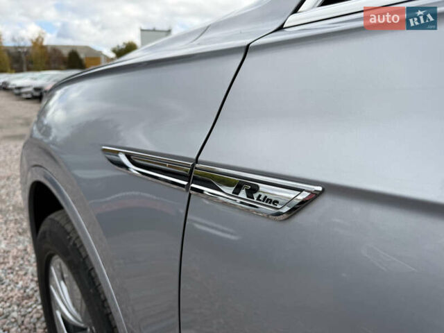 Серый Фольксваген Туарег, объемом двигателя 3 л и пробегом 109 тыс. км за 39700 $, фото 51 на Automoto.ua