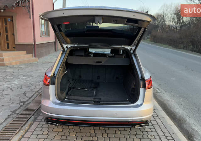 Серый Фольксваген Туарег, объемом двигателя 2.97 л и пробегом 163 тыс. км за 43800 $, фото 53 на Automoto.ua