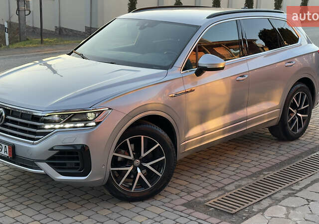 Серый Фольксваген Туарег, объемом двигателя 2.97 л и пробегом 163 тыс. км за 43800 $, фото 12 на Automoto.ua