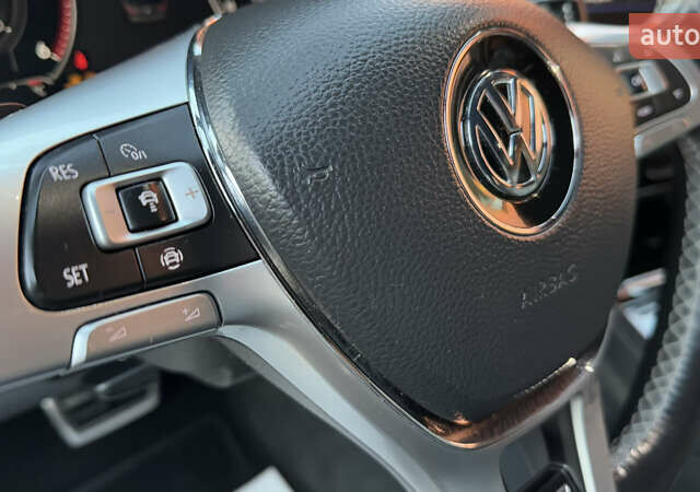 Серый Фольксваген Туарег, объемом двигателя 2.97 л и пробегом 163 тыс. км за 43800 $, фото 87 на Automoto.ua