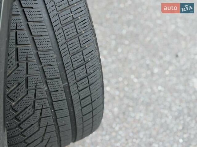 Серый Фольксваген Туарег, объемом двигателя 2.97 л и пробегом 139 тыс. км за 45900 $, фото 37 на Automoto.ua