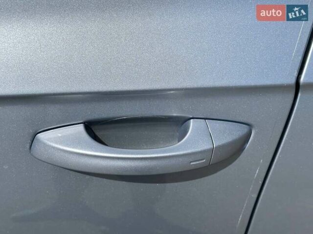 Серый Фольксваген Туарег, объемом двигателя 2.99 л и пробегом 69 тыс. км за 44999 $, фото 28 на Automoto.ua