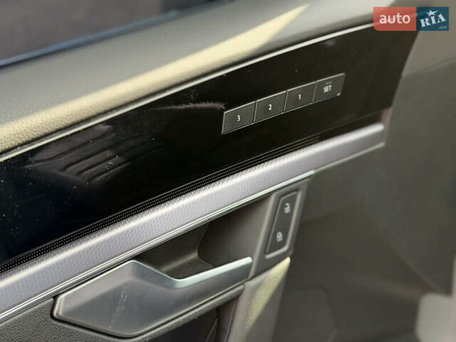 Серый Фольксваген Туарег, объемом двигателя 3 л и пробегом 110 тыс. км за 39900 $, фото 21 на Automoto.ua