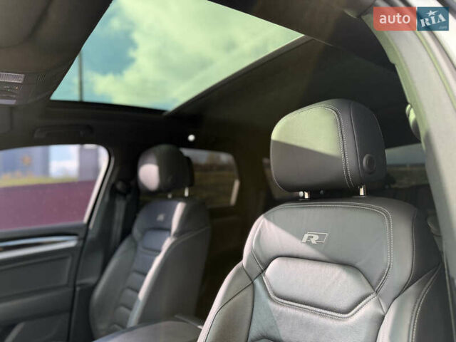 Серый Фольксваген Туарег, объемом двигателя 3 л и пробегом 110 тыс. км за 39900 $, фото 24 на Automoto.ua