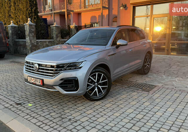 Серый Фольксваген Туарег, объемом двигателя 2.97 л и пробегом 163 тыс. км за 43800 $, фото 3 на Automoto.ua