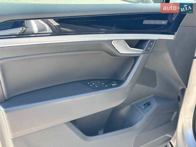 Серый Фольксваген Туарег, объемом двигателя 2.99 л и пробегом 69 тыс. км за 44999 $, фото 26 на Automoto.ua