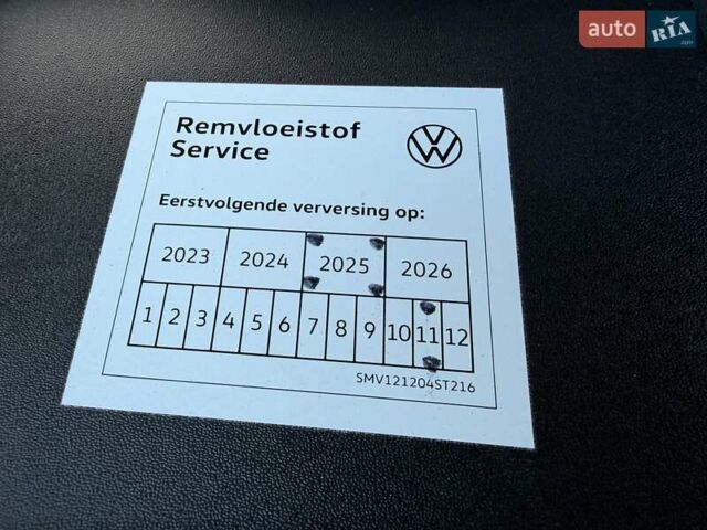 Серый Фольксваген Туарег, объемом двигателя 2.97 л и пробегом 139 тыс. км за 45900 $, фото 38 на Automoto.ua