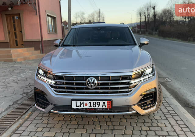 Серый Фольксваген Туарег, объемом двигателя 2.97 л и пробегом 163 тыс. км за 43800 $, фото 29 на Automoto.ua