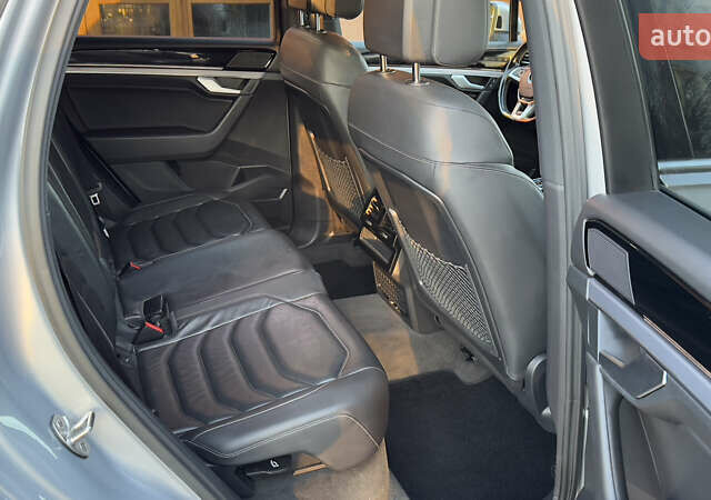 Серый Фольксваген Туарег, объемом двигателя 2.97 л и пробегом 163 тыс. км за 43800 $, фото 61 на Automoto.ua