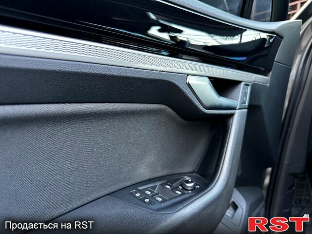 Сірий Фольксваген Туарег, об'ємом двигуна 3 л та пробігом 158 тис. км за 38000 $, фото 4 на Automoto.ua