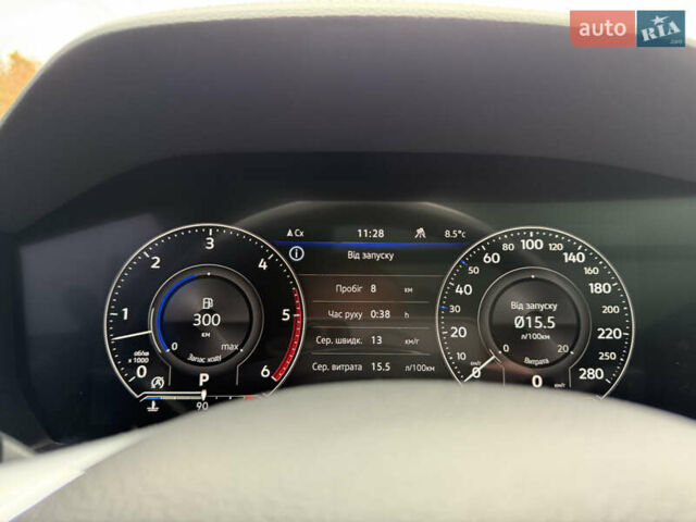 Серый Фольксваген Туарег, объемом двигателя 3 л и пробегом 109 тыс. км за 39700 $, фото 29 на Automoto.ua