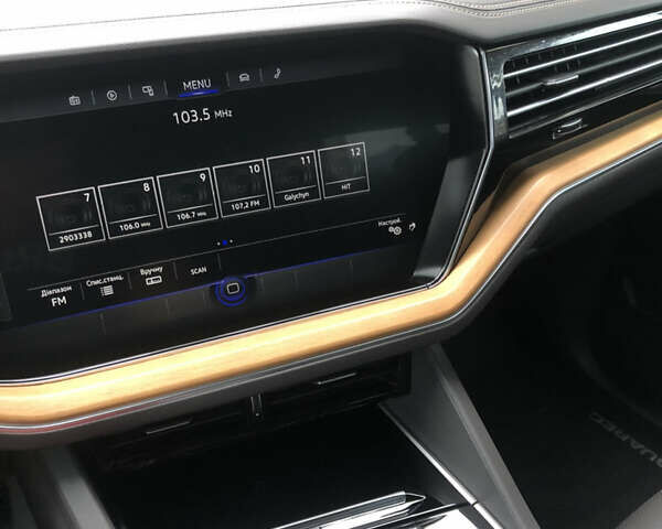 Сірий Фольксваген Туарег, об'ємом двигуна 2.97 л та пробігом 184 тис. км за 39500 $, фото 24 на Automoto.ua