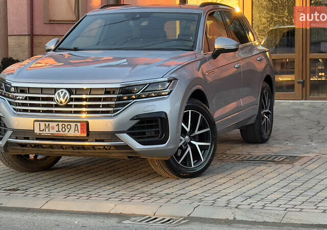 Серый Фольксваген Туарег, объемом двигателя 2.97 л и пробегом 163 тыс. км за 43800 $, фото 7 на Automoto.ua