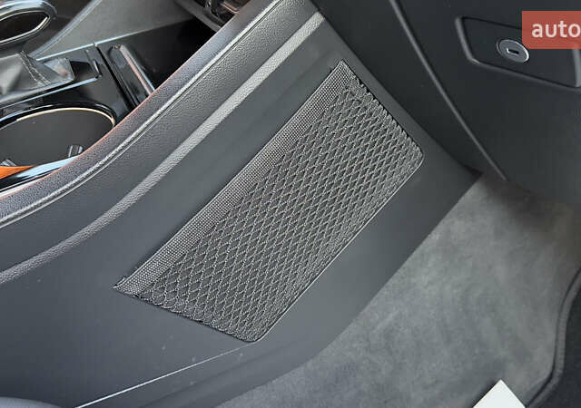 Серый Фольксваген Туарег, объемом двигателя 2.97 л и пробегом 163 тыс. км за 43800 $, фото 83 на Automoto.ua