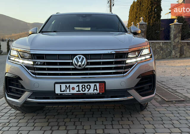 Серый Фольксваген Туарег, объемом двигателя 2.97 л и пробегом 163 тыс. км за 43800 $, фото 19 на Automoto.ua