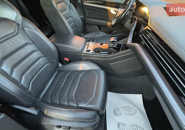 Серый Фольксваген Туарег, объемом двигателя 2.97 л и пробегом 163 тыс. км за 43800 $, фото 73 на Automoto.ua