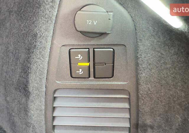 Серый Фольксваген Туарег, объемом двигателя 2.97 л и пробегом 163 тыс. км за 43800 $, фото 56 на Automoto.ua