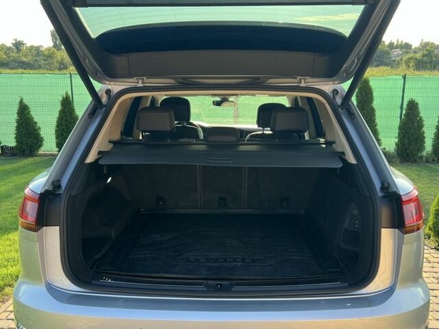 Серый Фольксваген Туарег, объемом двигателя 3 л и пробегом 158 тыс. км за 41000 $, фото 7 на Automoto.ua