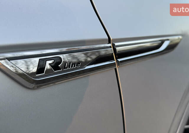 Серый Фольксваген Туарег, объемом двигателя 2.97 л и пробегом 163 тыс. км за 43800 $, фото 85 на Automoto.ua