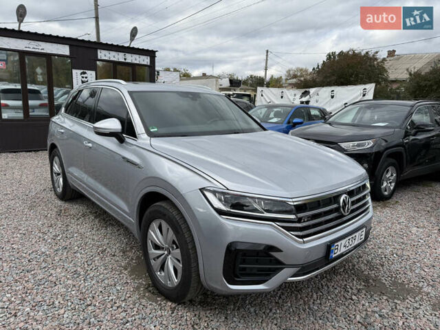 Серый Фольксваген Туарег, объемом двигателя 3 л и пробегом 109 тыс. км за 39700 $, фото 12 на Automoto.ua