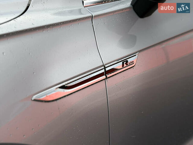 Серый Фольксваген Туарег, объемом двигателя 3 л и пробегом 110 тыс. км за 39900 $, фото 9 на Automoto.ua