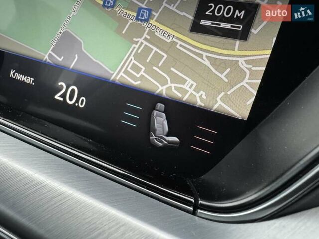 Серый Фольксваген Туарег, объемом двигателя 3 л и пробегом 246 тыс. км за 41750 $, фото 22 на Automoto.ua