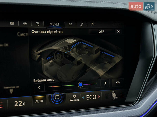 Сірий Фольксваген Туарег, об'ємом двигуна 3 л та пробігом 182 тис. км за 46000 $, фото 83 на Automoto.ua