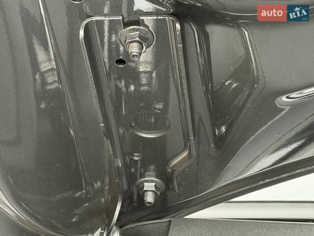 Сірий Фольксваген Туарег, об'ємом двигуна 3 л та пробігом 45 тис. км за 59999 $, фото 169 на Automoto.ua