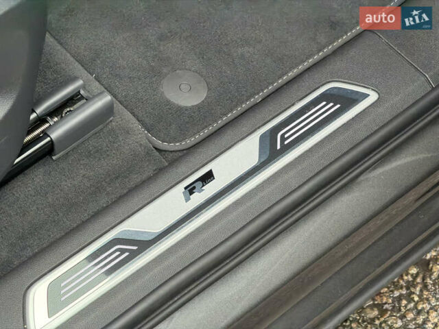 Сірий Фольксваген Туарег, об'ємом двигуна 3 л та пробігом 45 тис. км за 59999 $, фото 87 на Automoto.ua