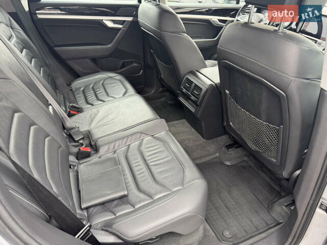Сірий Фольксваген Туарег, об'ємом двигуна 3 л та пробігом 128 тис. км за 34500 $, фото 8 на Automoto.ua